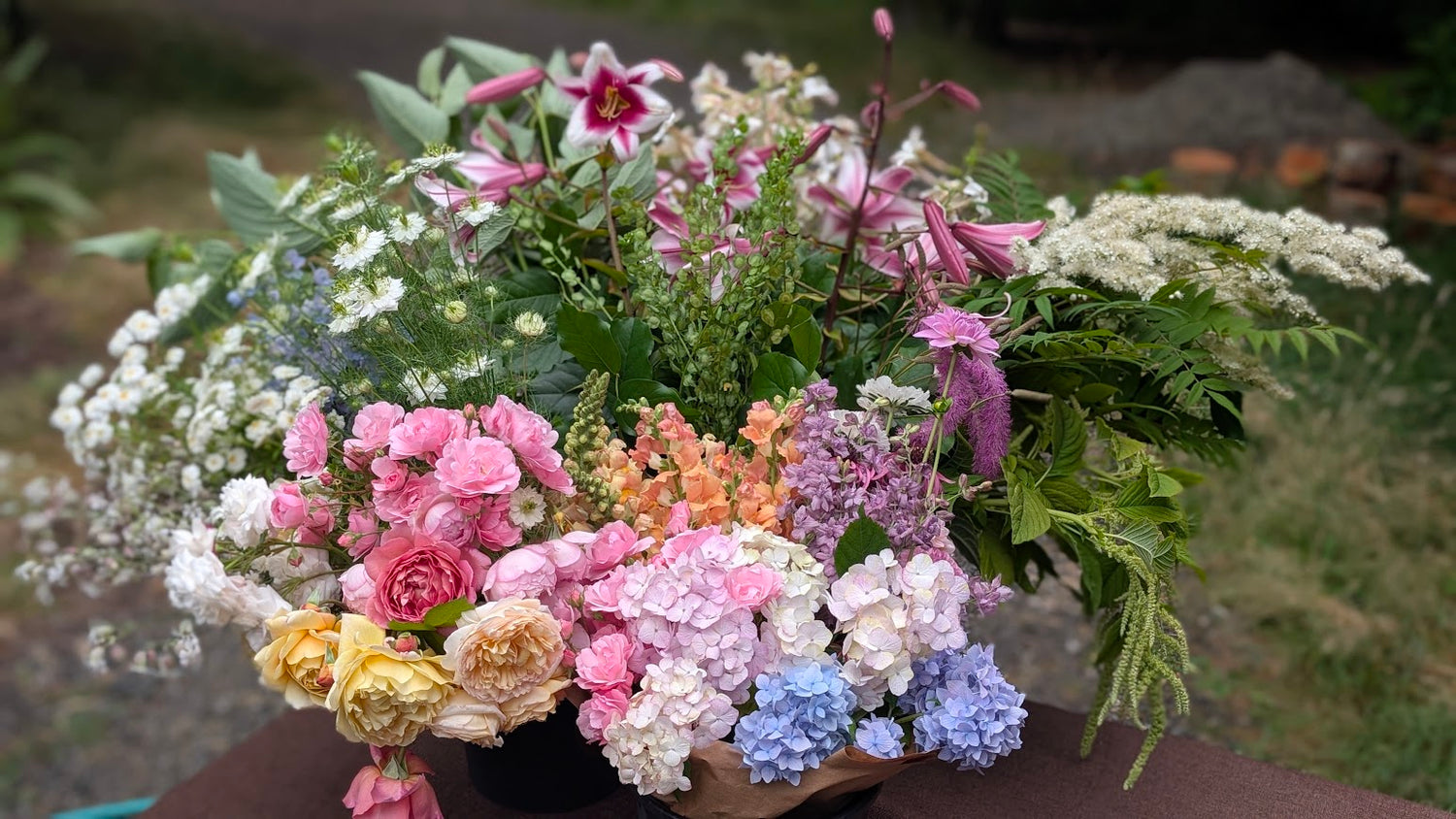 Event-Ready DIY Bulk Florals - 1 Floral Bucket